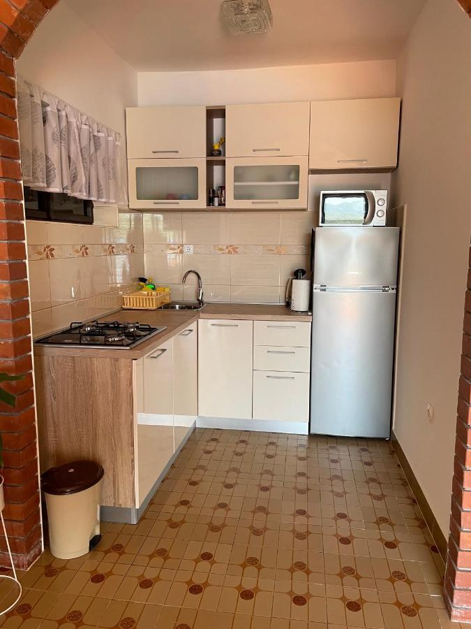קלק Apartments Ljiljana מראה חיצוני תמונה
